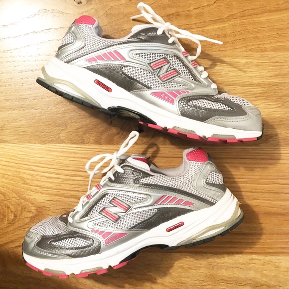 new balance 711 mens Silver